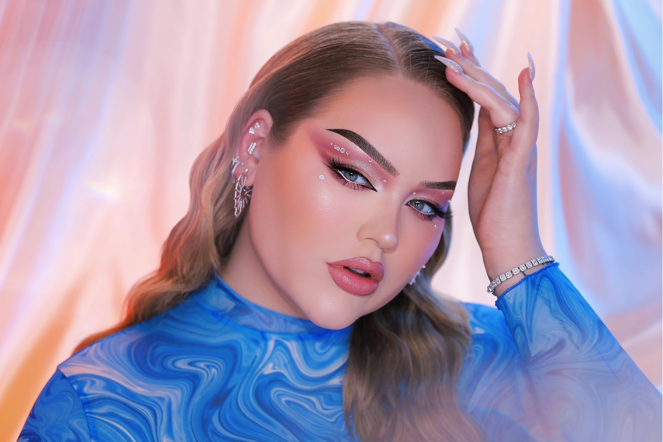 Sparkling Soft Eye Look, by NikkieTutorials – Nimya by NikkieTutorials
